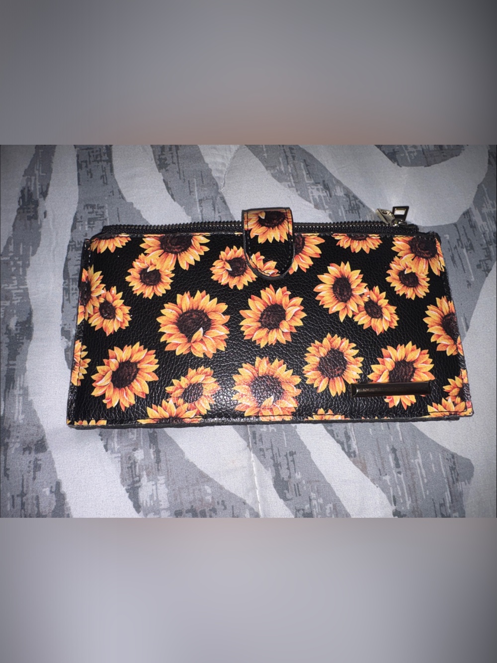 Sunflower Print Wallet - Black & Yellow Floral